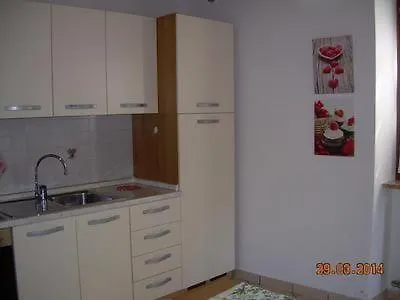 Apartman Appartement In Brenzone Sul Garda Mit Grill, Garten Und Terrasse Und Seeblick Sommavilla