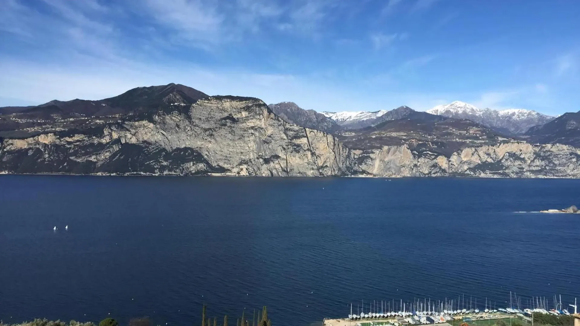 Appartement In Brenzone Sul Garda Mit Grill, Garten Und Terrasse Und Seeblick Sommavilla Italien